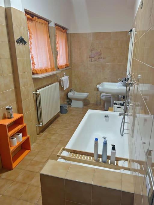 Business And Family House Con 3 Camere Da Letto Bergamo Exterior foto